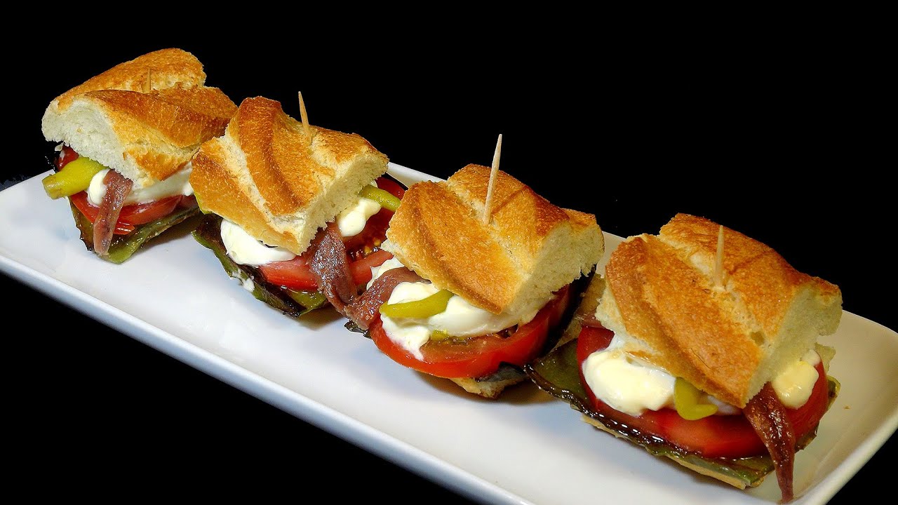 Bocaditos de tomate y anchoa