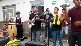 COLOMBIA JOHN.POLLERA COLORA chords