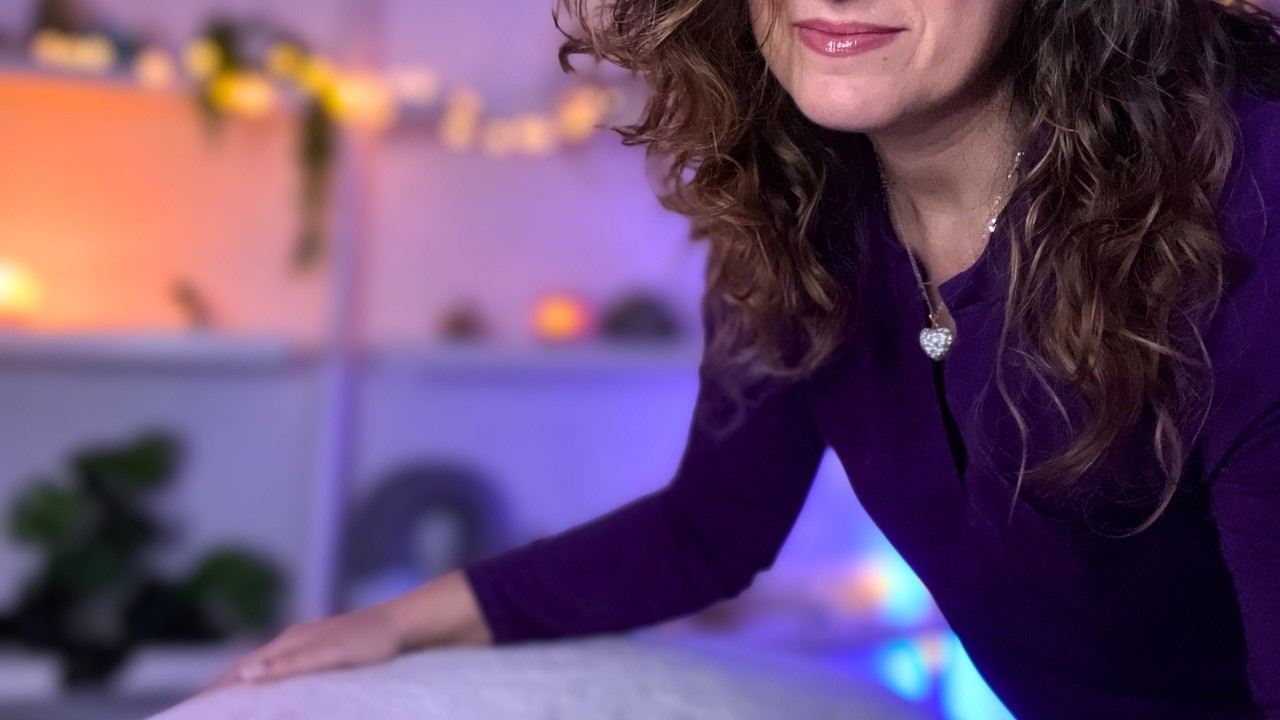 Dalla TESTA alle GAMBE 💕 un MASSAGGIO antistress ASMR 💕 oil sounds