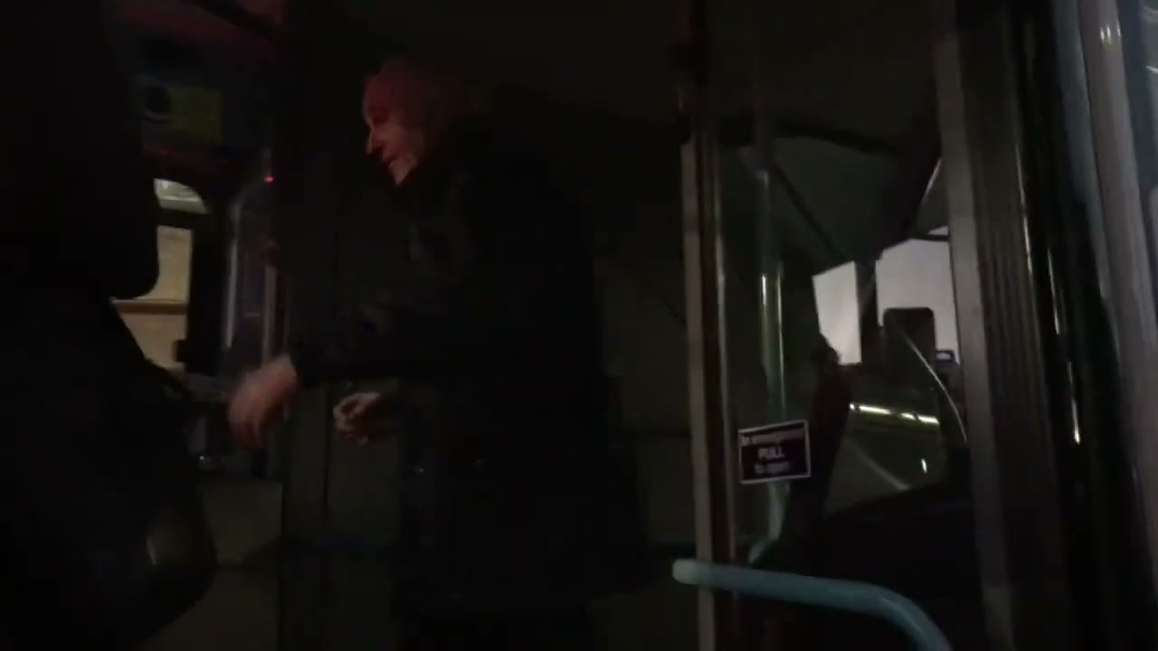Bus Driver Arguing Passengers arguing with a First Essex bus driver for being 10 minutes ...