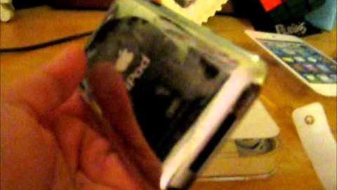 Unboxing the iPod touch 4th Generation OS 6.0.1