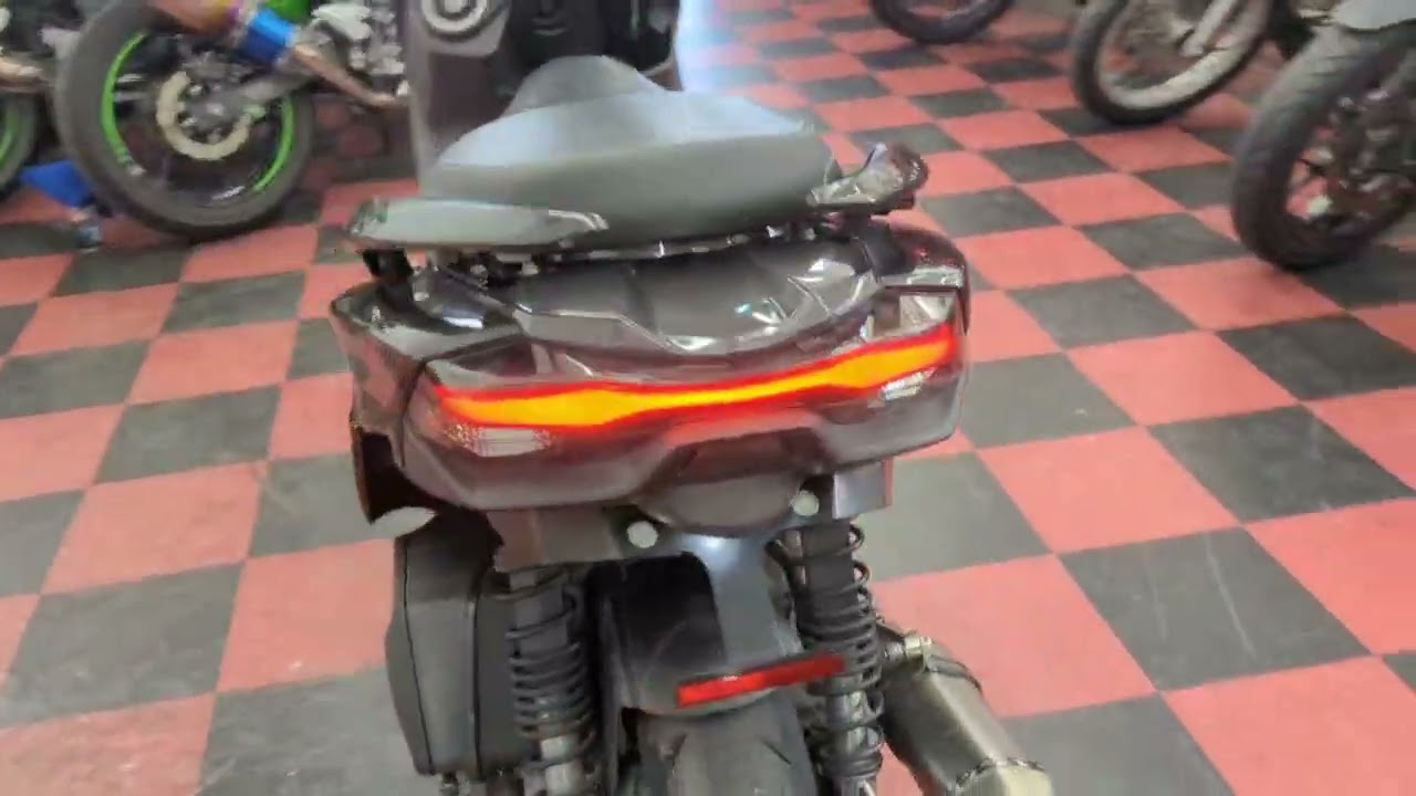 シグナスX SR/ヤマハ の販売情報 バイク王 奈良店｜ウェビック バイク選び