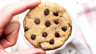 1 Minute Keto Chocolate Chip Cookies | Easy Soft and Chewy Low Carb Chocolate Chip Cookie Recipe