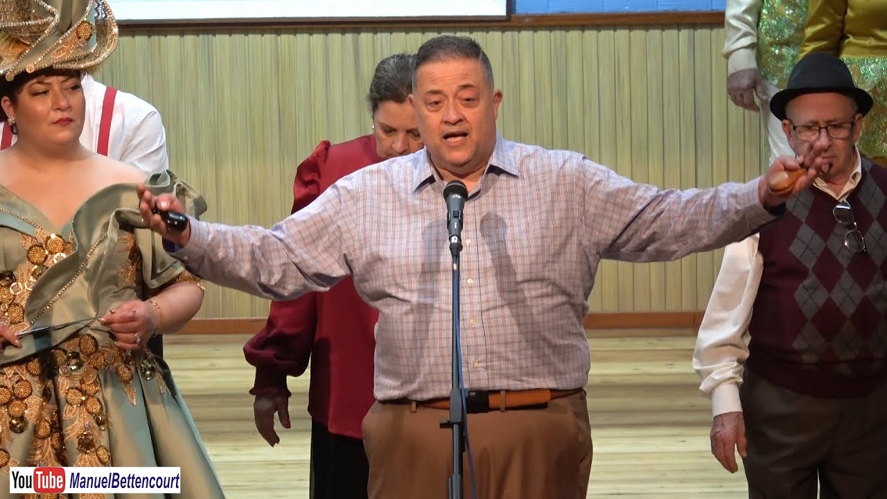 VITOR SANTOS CANTA aos BISCOITOS * Bailinho dos Amigos da Terceira * Carnaval Sénior 2025