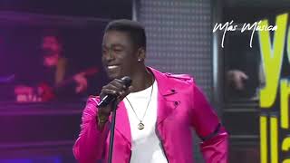 Romeo Santos cantando “Dile al amor" en Yo Me LLamo (Ecuador).Gala: 37