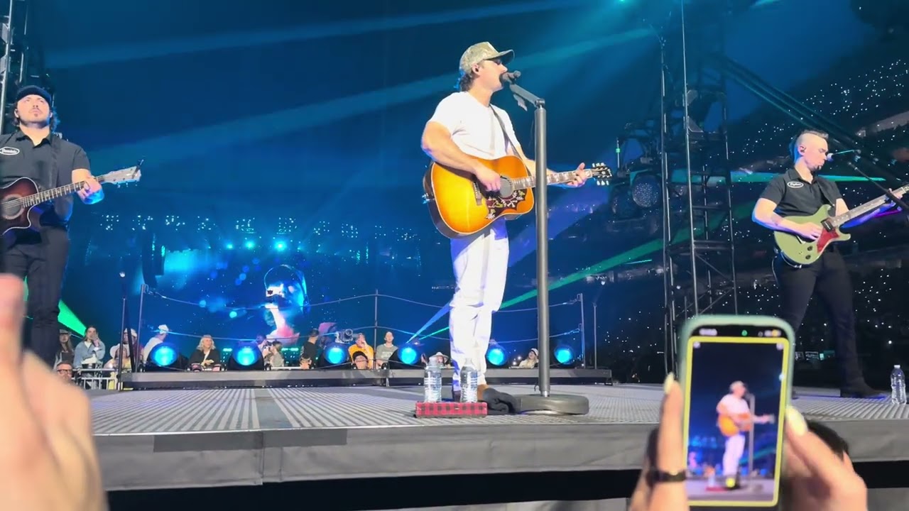 Morgan Wallen – Cover Me Up – Live – US Bank Stadium – Minneapolis Minnesota