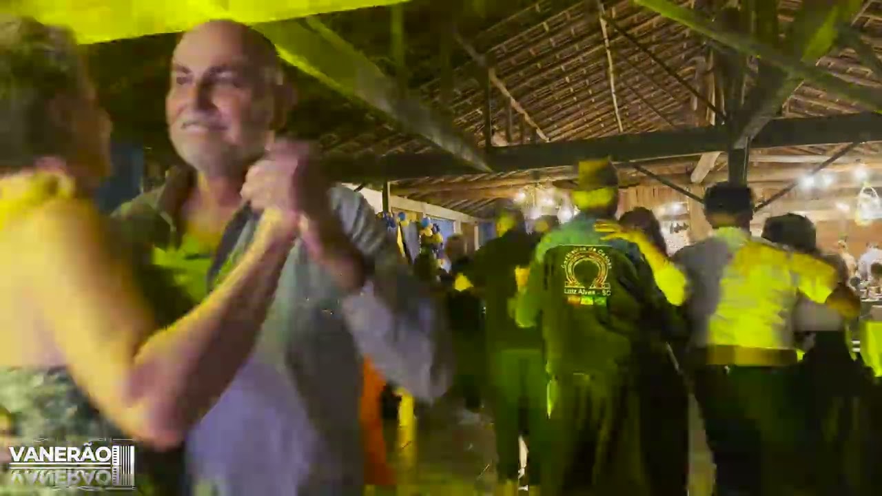 Começou o baile em Jaraguá do Sul SC com Grupo Vanerão