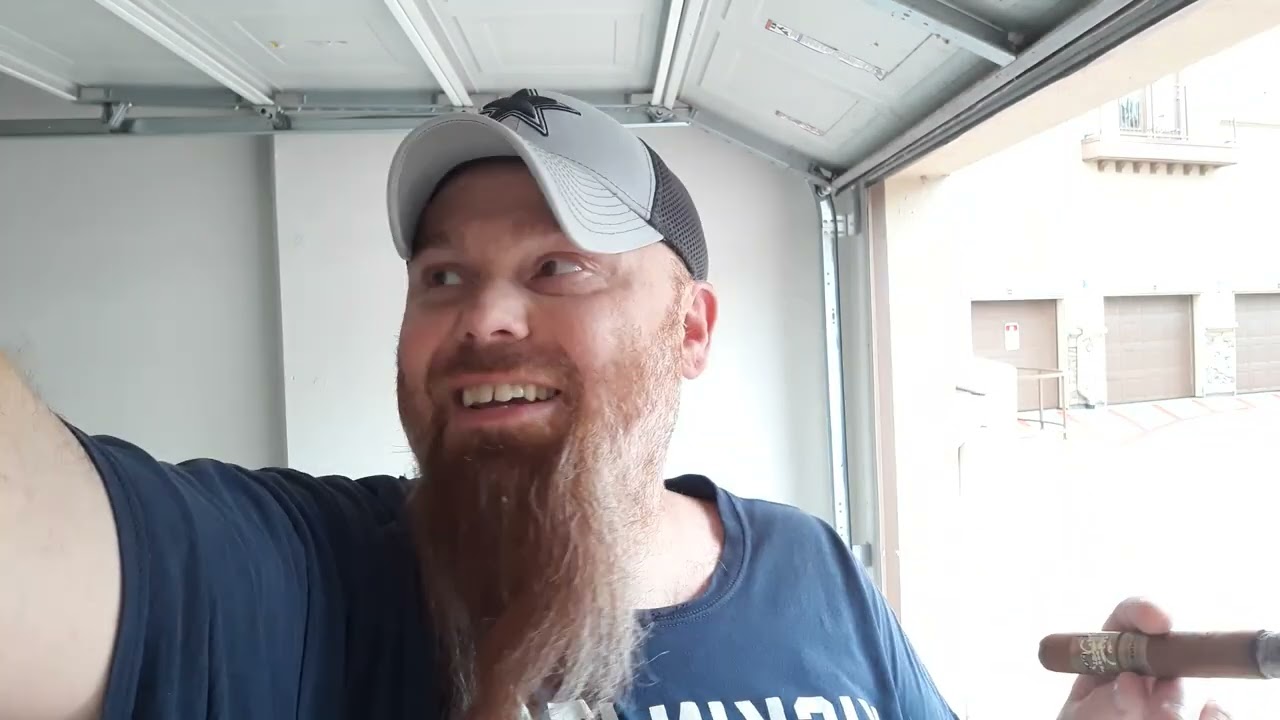 PDR-VLR Connecticut Cigar Review by the Jay A Why Man...