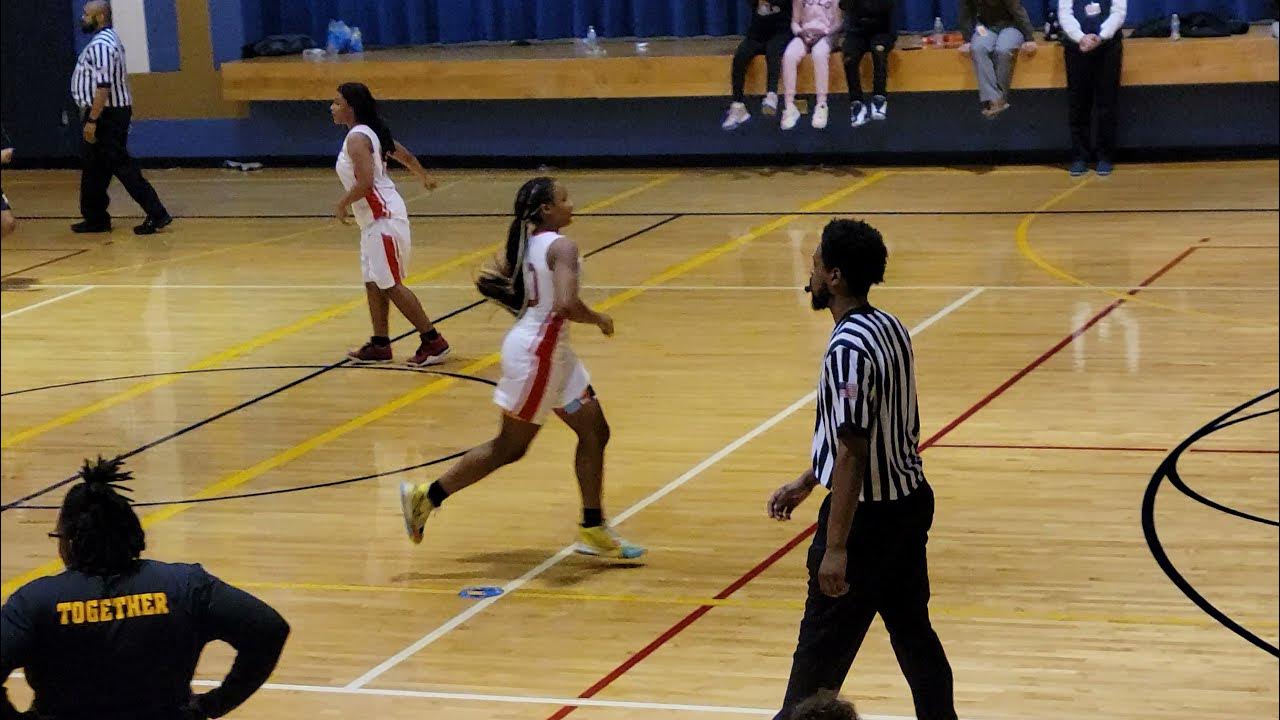 8th grade girl does the Griddy Dance in the championship basketball