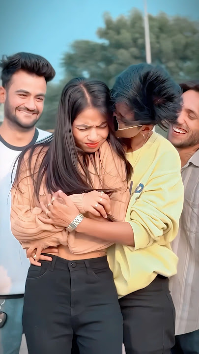 Attitude girls 💥🔥 #youtubeshort #rajjufam #shorts #attitude #video ​⁠@chotanawab