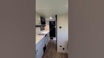 2024 17MDS Range Lite Air Travel Trailer - Highland Ridge RV