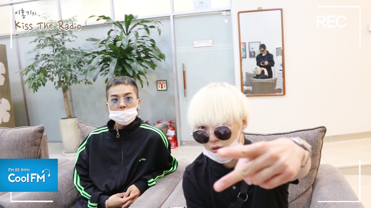 홍키라를 방문한 위너(WINNER)의 대기실 셀프 카메라! / 170522[이홍기의 키스 더 라디오]