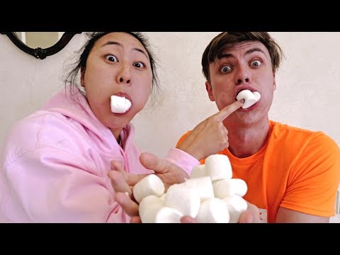 CHUBBY BUNNY CHALLENGE WITH MY CRUSH!!