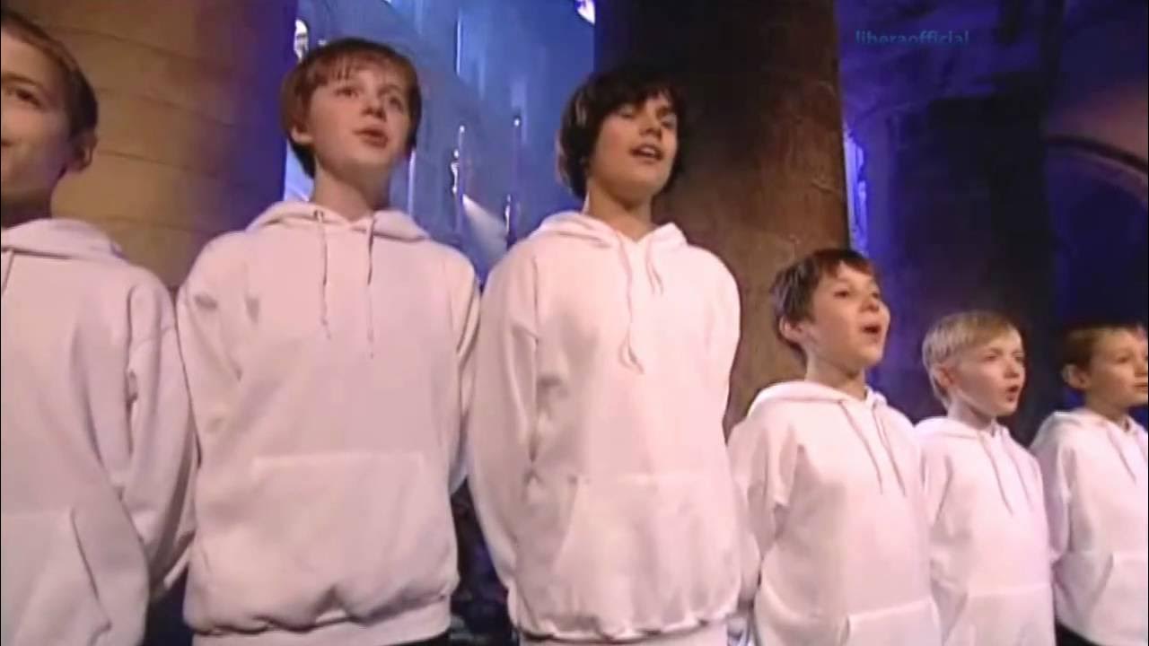 Хор мальчиков созвездие екатеринбург. Хор мальчик который пел. Хор мальчик который пел. Tom cully libera. Монтсеррат хор мальчиков.