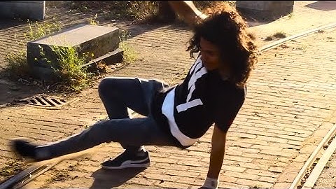 I AM - Identity vs Community