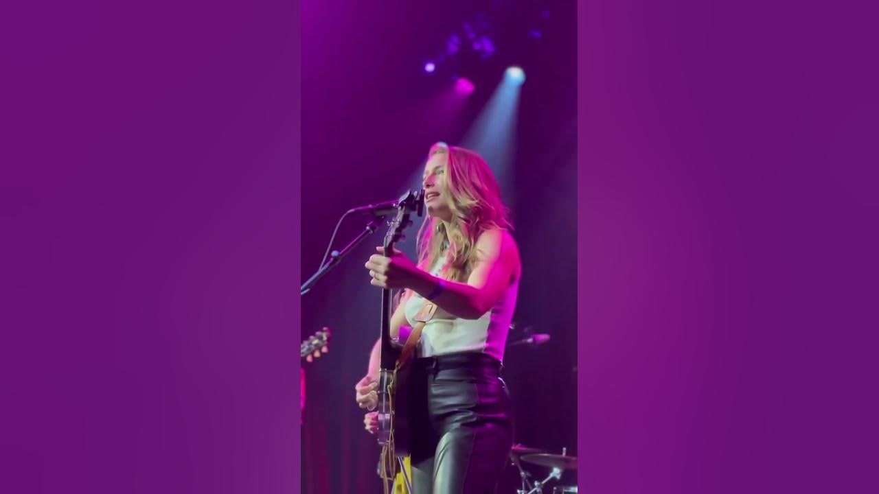 Covered Zeppelin’s “Going To California” with @sierrahullmusic & @grace__bowers Covered Zeppelin’s “Going To California” with @sierrahullmusic & @grace__bowers
