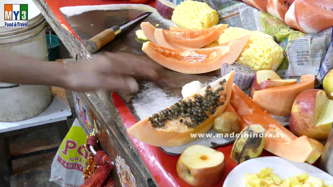 PAPAYA CUTTING | ROAD SIDE HEALTHY STREET FOODS | DELHI STREET FOODS street food