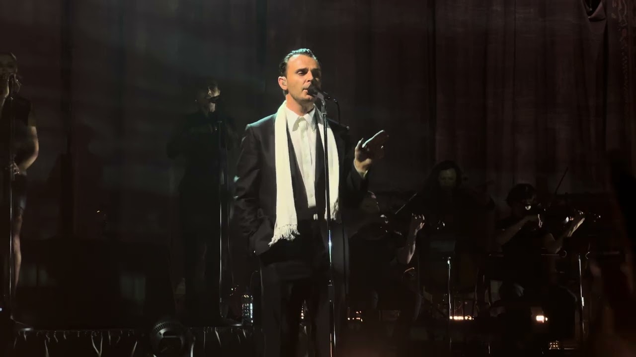 HURTS - Blood, Tears and Gold (live in Berlin 24.05.2025)
