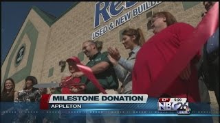 Appleton ReStore Celebrates Donation to Habitat for Humanity
