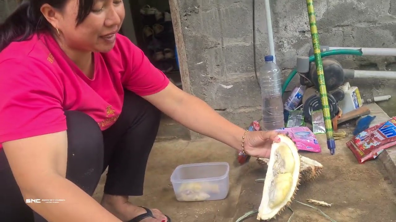 alhamdulilah dapat durian,lagsung di exekusi sama istriku#durianlokalwonosalam 