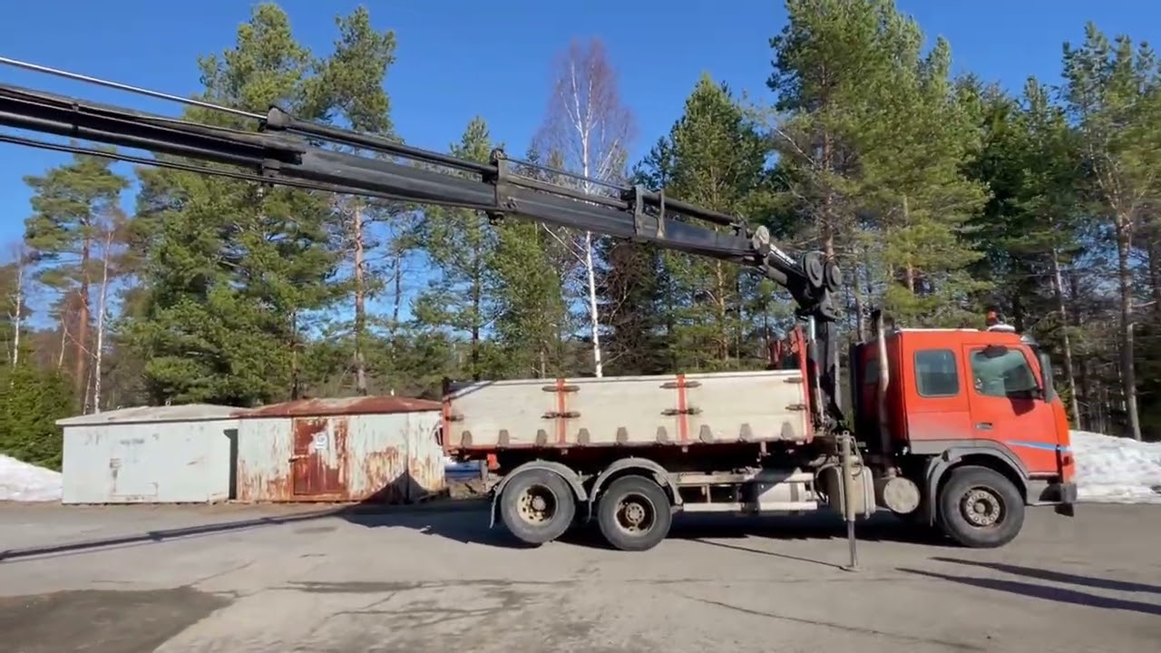Kranbil med tippflak VOLVO FM12 6*2 Hiab 220C