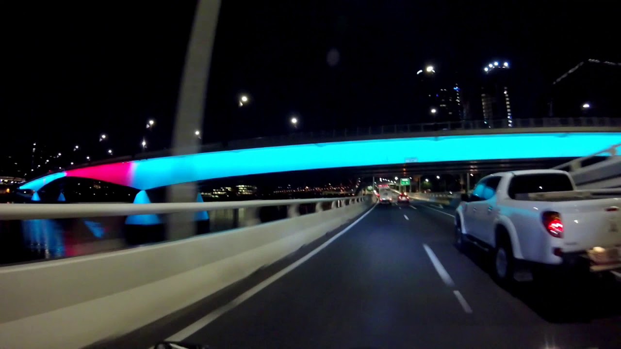 Colours of Victoria Bridge, Brisbane