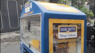 Sari Roti Keliling disekitar  Rumahku