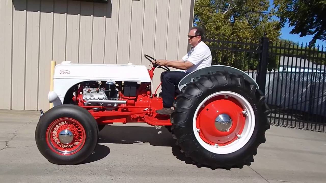 1952 Ford 8N Tractor V8 Conversion. 