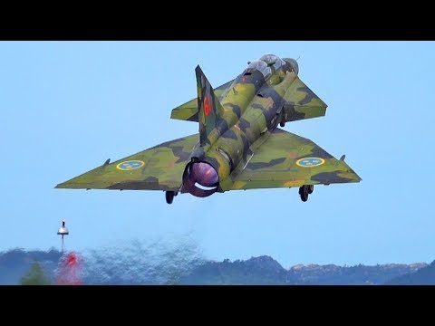 SwAFHF SAAB SK37 Viggen display at Stord Airshow 2018