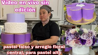 pastel morado para Quinceañera con AzulCakes