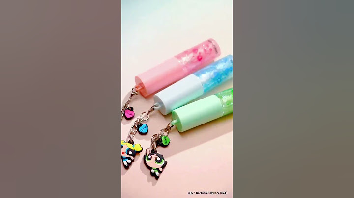 Get ready to sparkle with the Powerpuff Girls Super Trio Lip Glitter Glosses! 💖💚💙