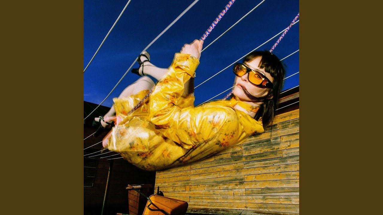 Watch Ollaan jossain kiinni on YouTube Watch Ollaan jossain kiinni on YouTube