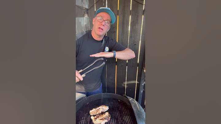 Lid on or off when grilling?  #bbq #barbecue #grilleveryday #shlater #bbqtips