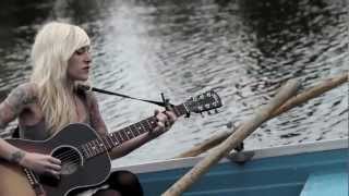 Video-Miniaturansicht von „Sarah blackwood - Drowning  HD“