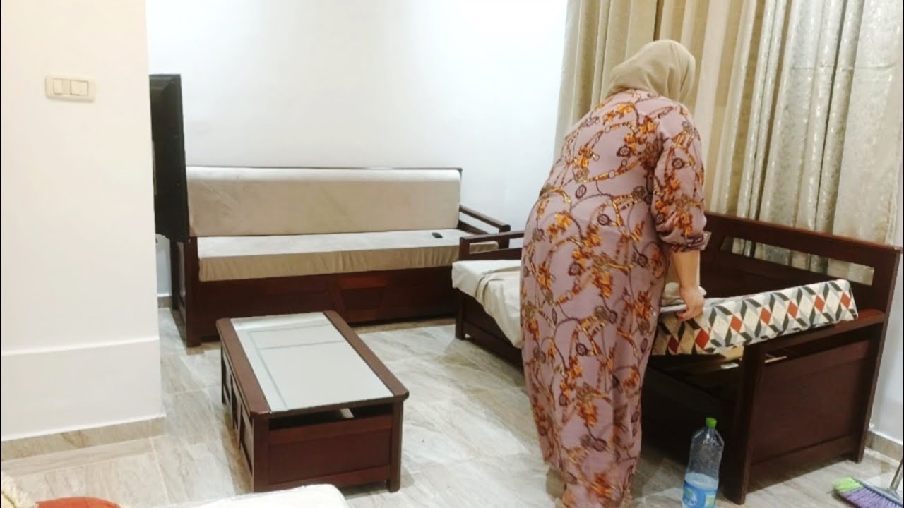 بدينا بالفرشان متع دار أختي مع المشتريات ربي ايعمر اعلاها اعلاش كنت غايبة امي عملتها فينا و حلت فينا