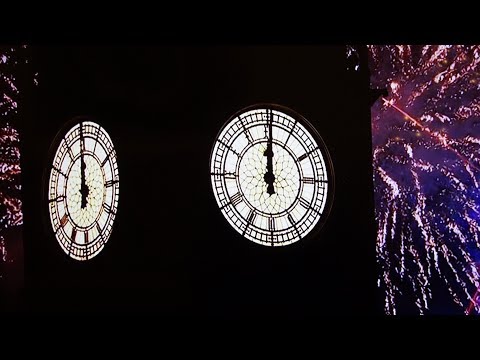 Wideo: Świąteczne Oświetlenie W Dużym Mieście