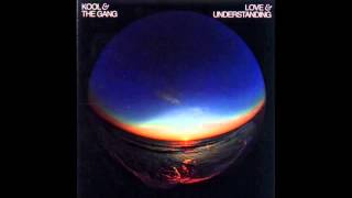 Kool &amp; The Gang - Summer Madness (Live)