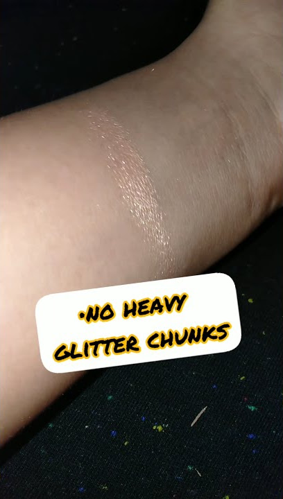 WET N WILD MEGAGLO HIGHLIGHTING POWDER || SHORT REVIEW || SWATCH TESTS || PRECIOUS PETALS ||