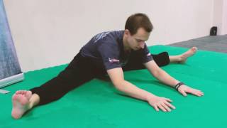 The Cossack Squat Is Your Express Pass to a Bulletproof Lower Back