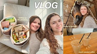 Vlog : organzing giveaway, homemade coffee, barn, giveaway details