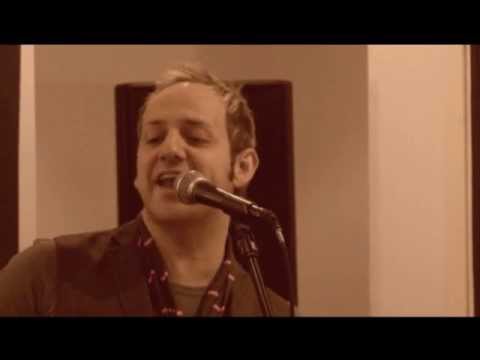 Country Music duo Raintown perfrom :