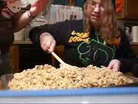 Making Rice Krispie Treats Pt 3