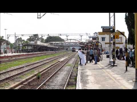 SANTRAGACHI (SRC) WAP4 22387 WITH 12246 YPR- HWH DURONTO SKIPPING KATPADI JN at 100kmph