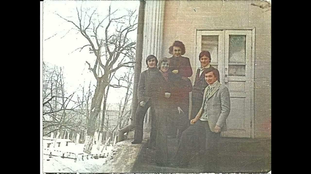 Дюмин фотографии друзей. Я фотографии друзей перед собою разложу слушать. Дюмин фотографии друзей. Я фотографии друзей перед собою разложу. Фотография друзей дюмй билла.