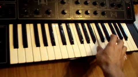 Yamaha CS-5 Demo