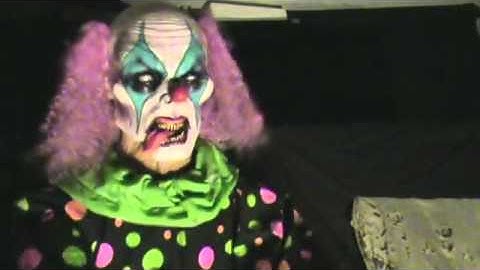 Fearscapestudios.com FCWJ302 CLOWN WALL JUMPER HALLOWEEN PROPS