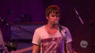 Foster the People 'Pumped Up Kicks' Live from SXSW Resimi