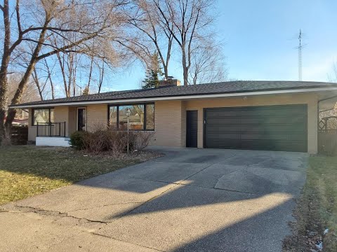 2305 Willa Drive, Saint Joseph, MI home video tour