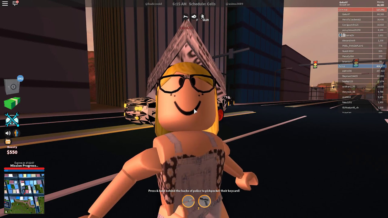 troleando con ropa de policia siendo prisionero en mad city de roblox