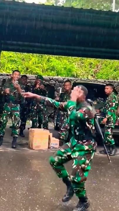 goyang timur manise #tni #tniad #kostrad #komando #kopassus